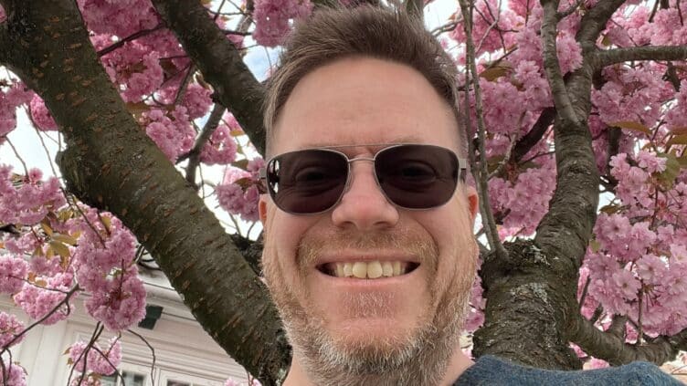 Portrettbilde av Frode Kvalsund Koppang, likeperson i MS-forbundet.