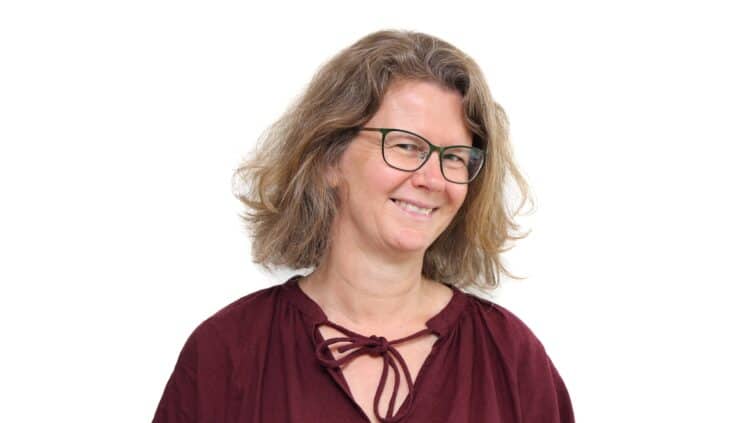 Portrettbilde av Ellen Berg, sosionom og ansvarlig for rådgivingstjeneste.