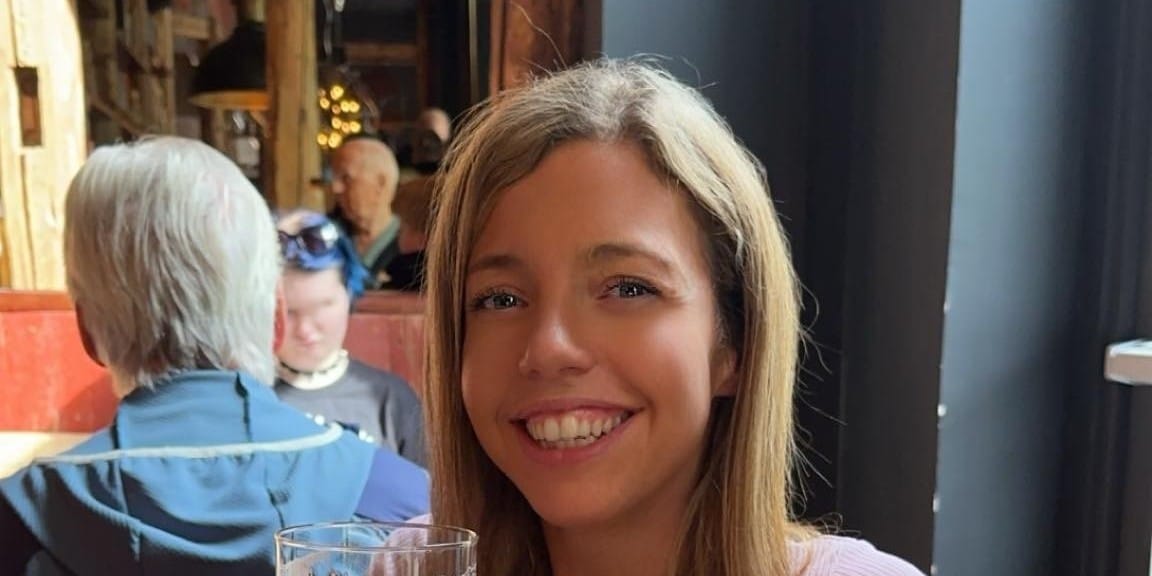 Portrettfoto av Aud Eva Nyhus, likeperson og ungkontakt i MS-forbundet.