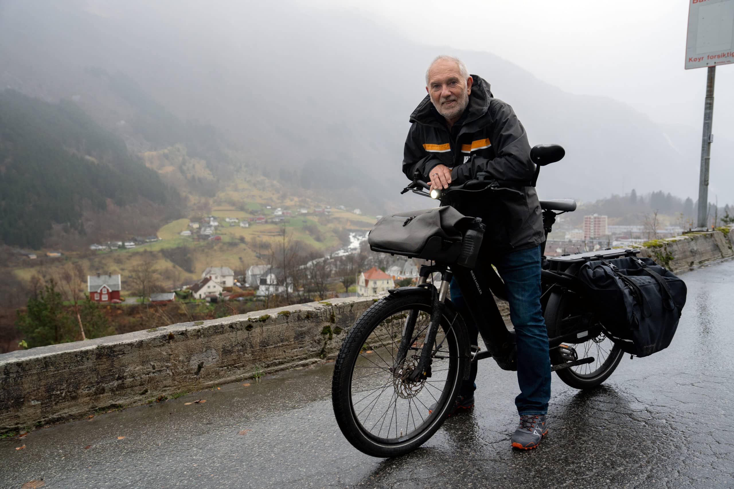 Kai-Inge med sykkelen sin.