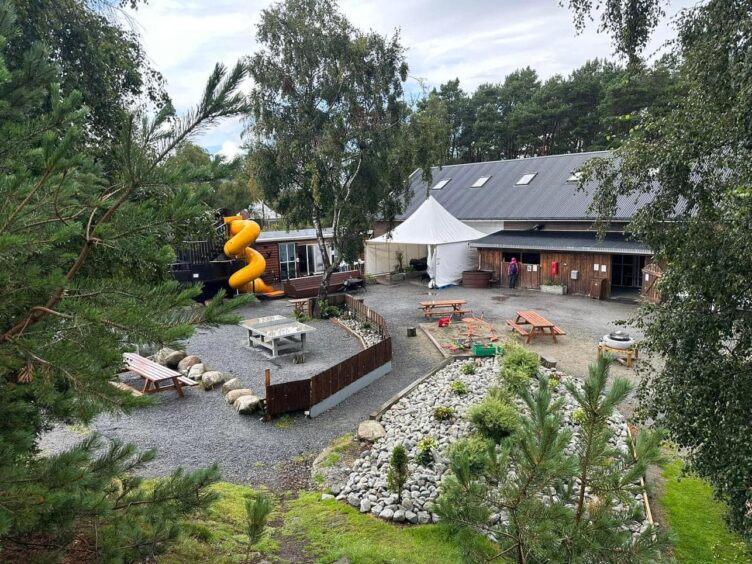 Familiedag Ørnhaug besøk og aktivitetstun.