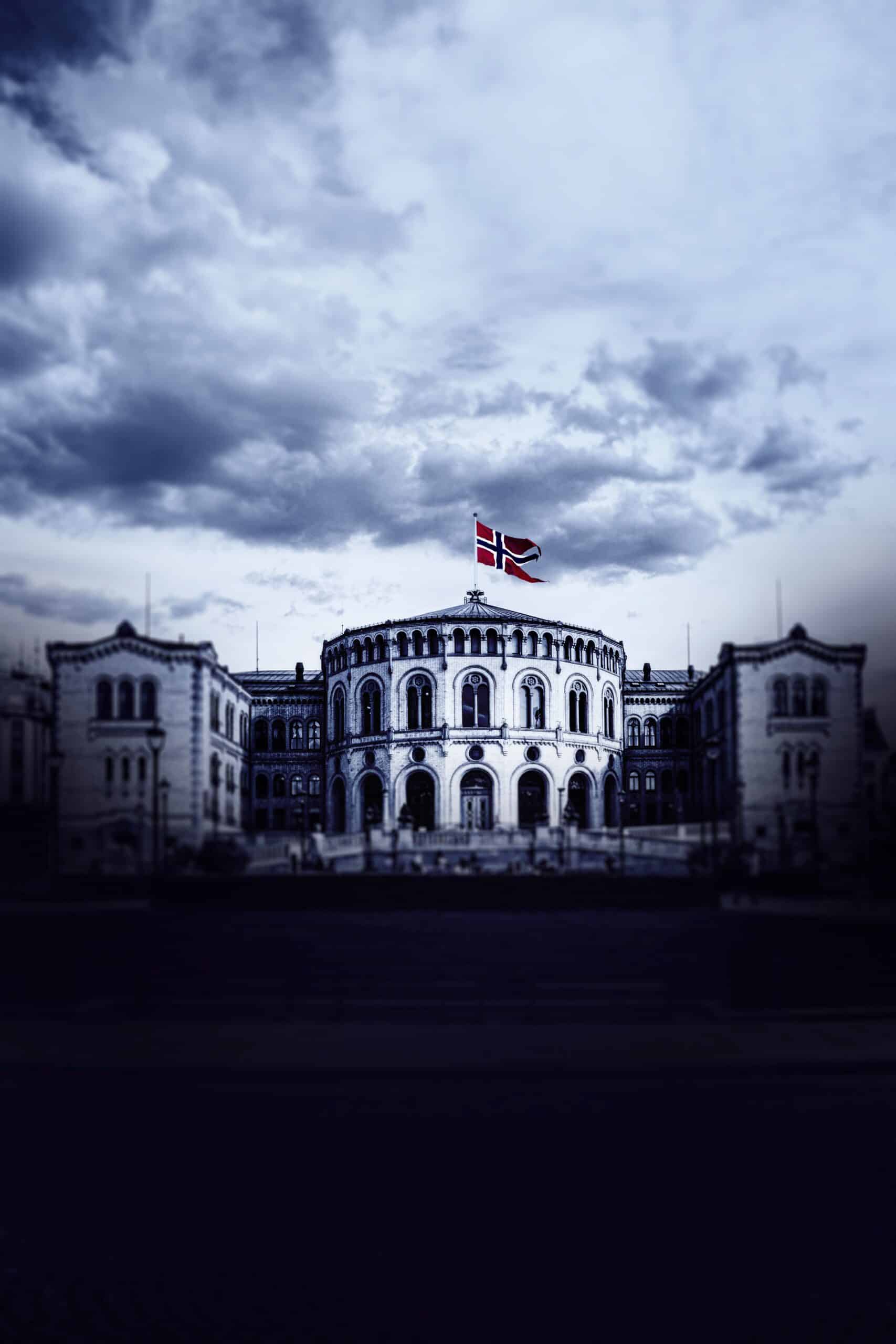 svart hvitt bilde av stortinget